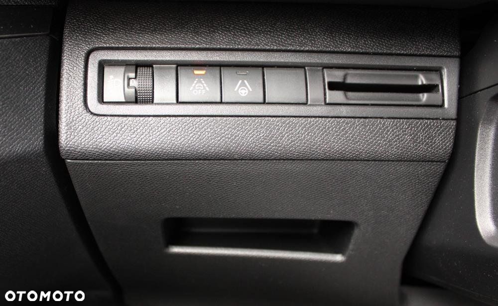 Peugeot 3008 - 13