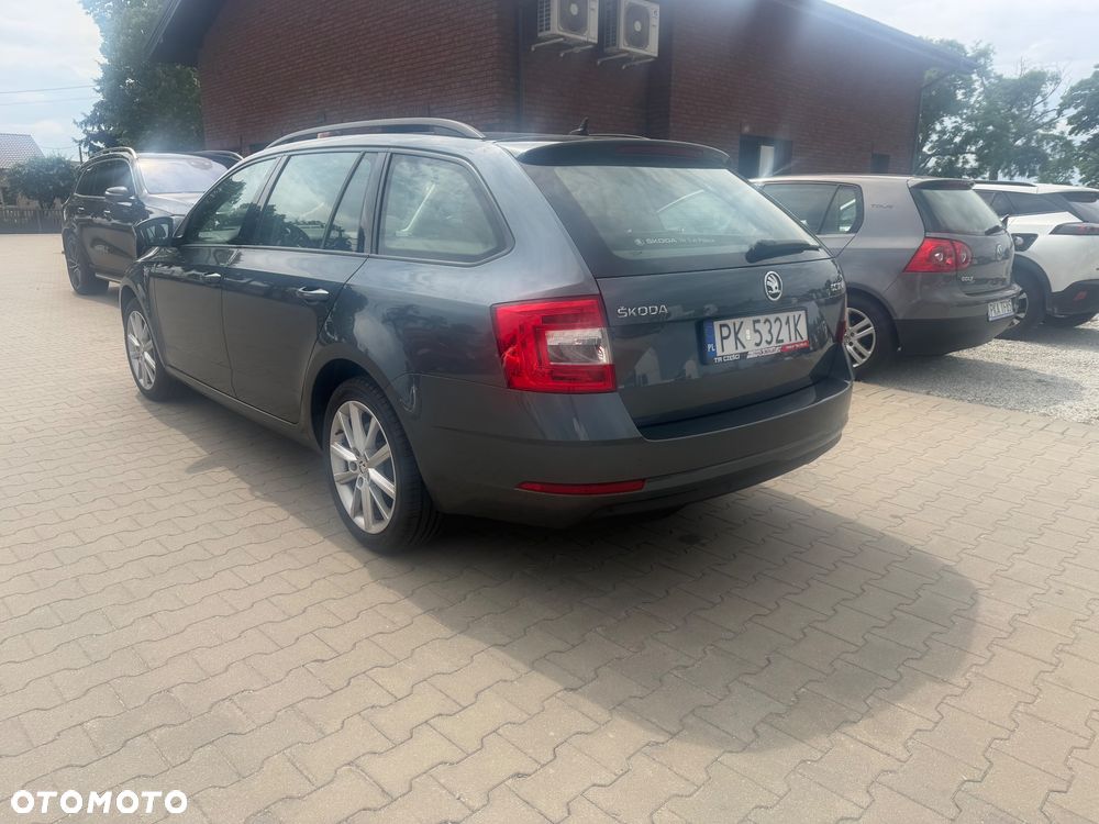 Skoda Octavia 1.6 TDI SCR Business - 2