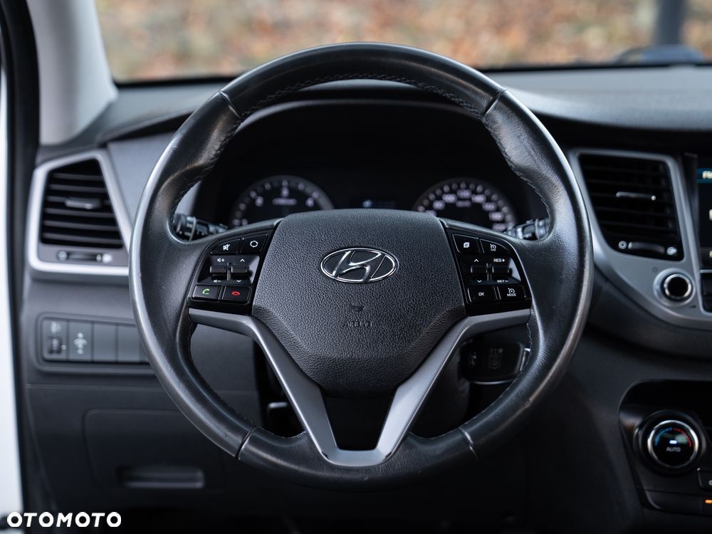 Hyundai Tucson blue 1.7 CRDi 2WD Trend - 30