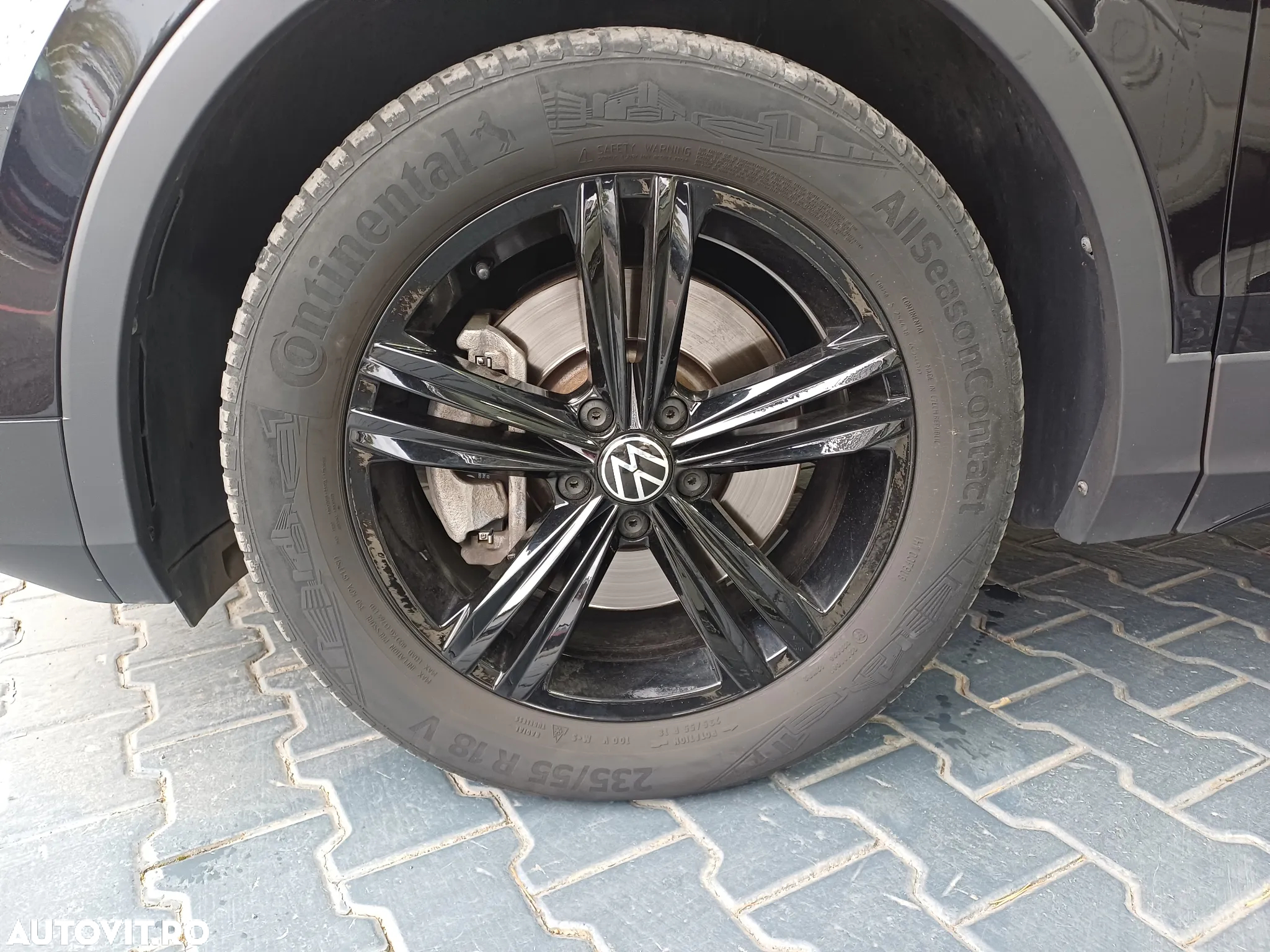 Volkswagen Tiguan 2.0 TSI ACT 4Mot DSG Highline - 4