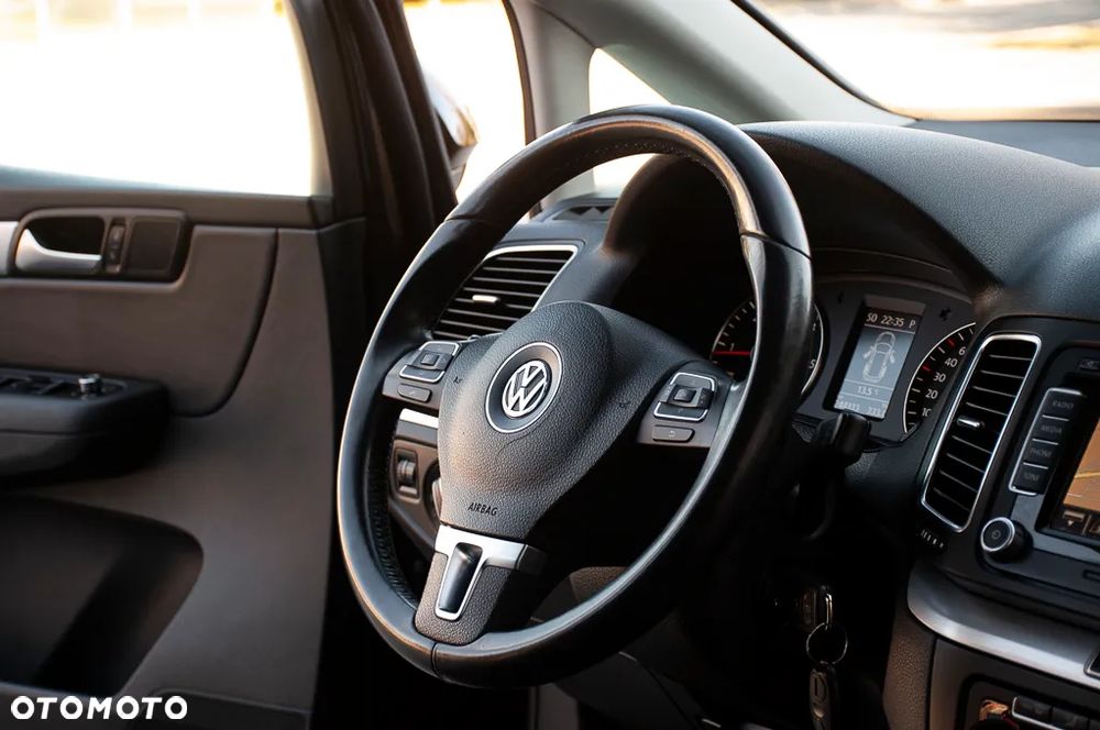 Volkswagen Sharan 2.0 TDI DSG Blue Motion Highline - 30