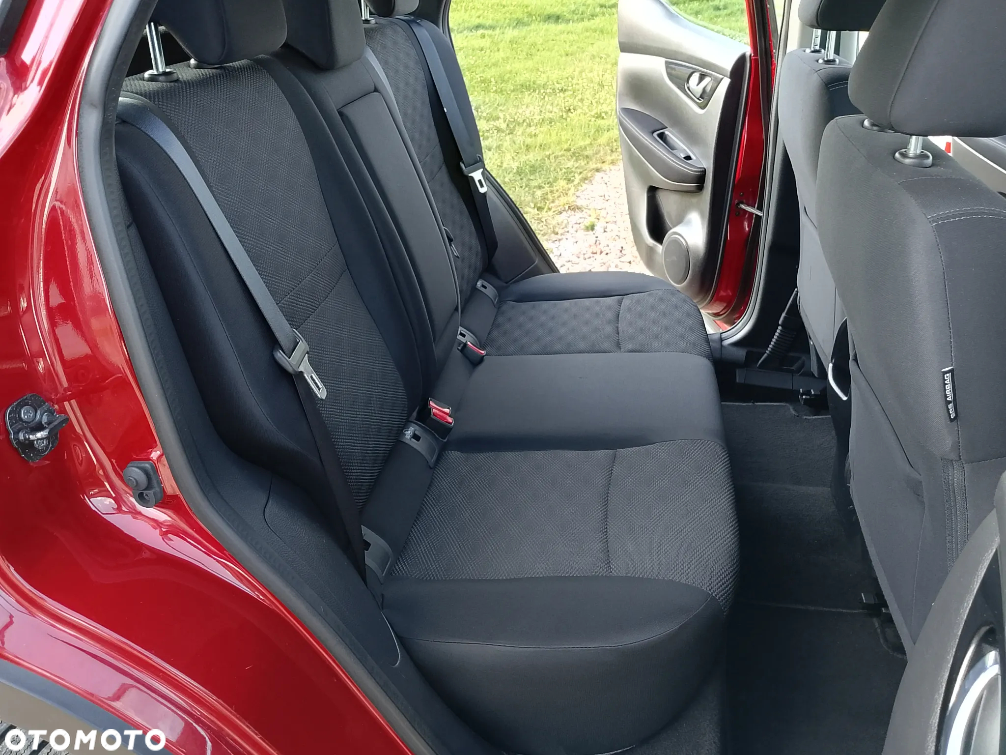 Nissan Qashqai 1.2 DIG-T Visia Xtronic EU6 - 26