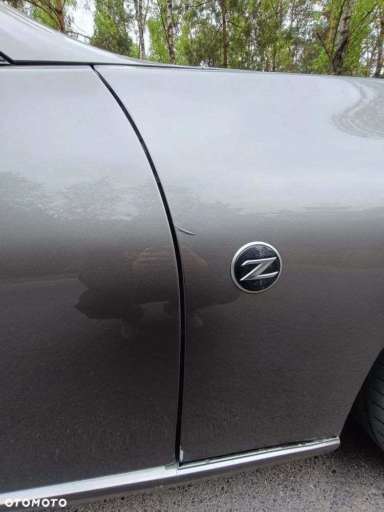 Nissan 370 Z - 17