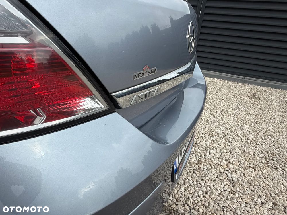 Opel Astra 1.4 Enjoy - 11