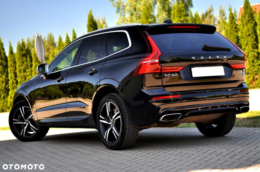 Volvo XC 60 T5 R-Design - 9