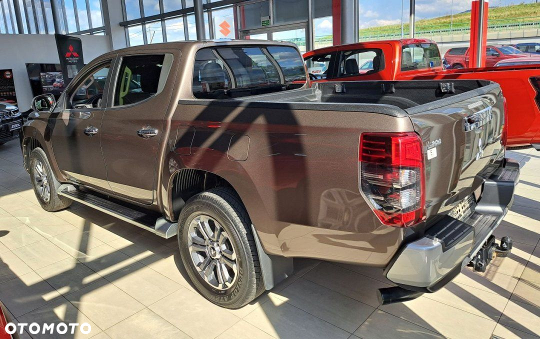 Mitsubishi L200 - 5