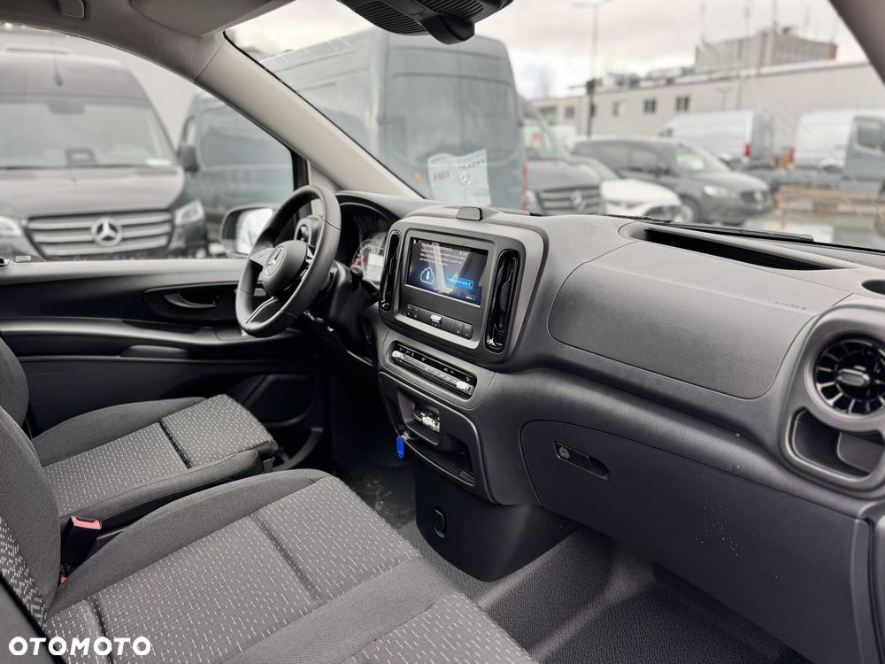 Mercedes-Benz Vito - 10