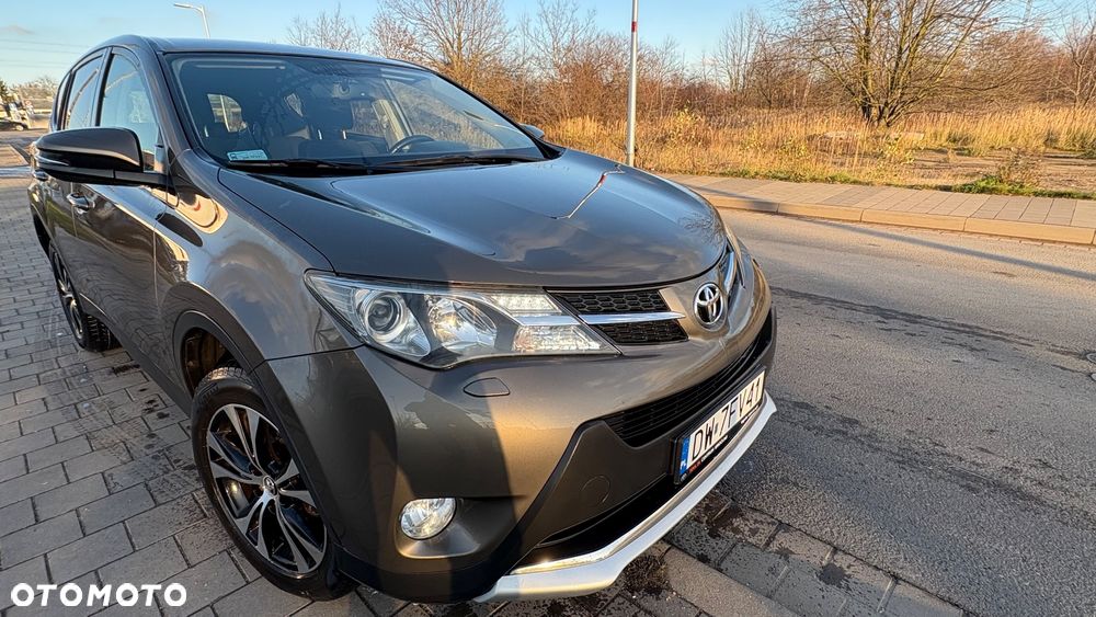 Toyota RAV4 2.0 D-4D Premium 4x2 - 6
