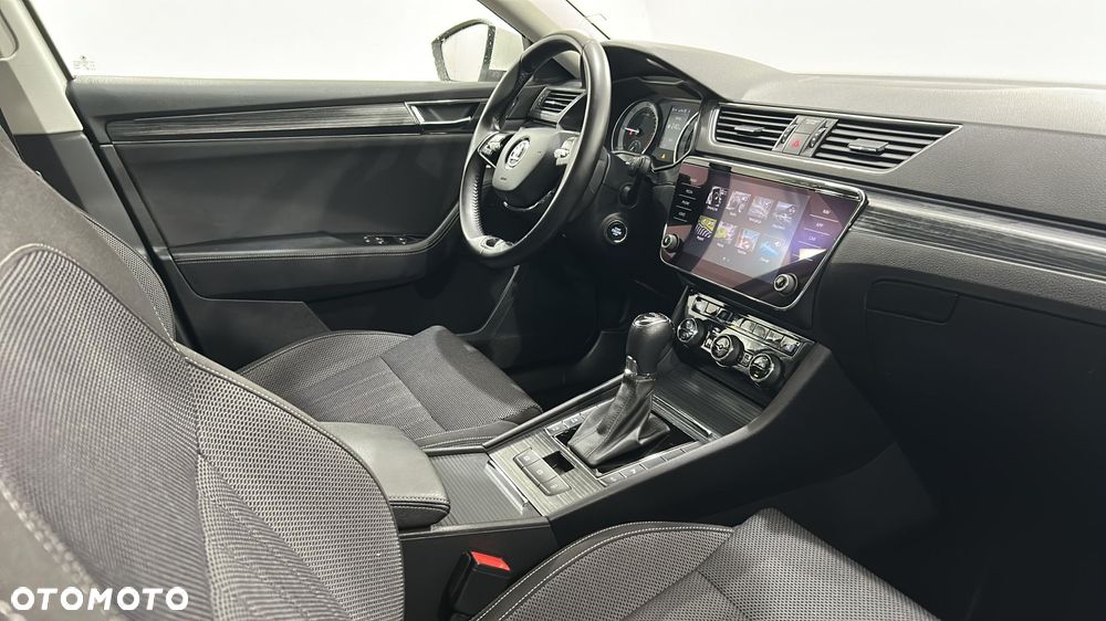 Skoda Superb 2.0 TDI SCR Style DSG - 15