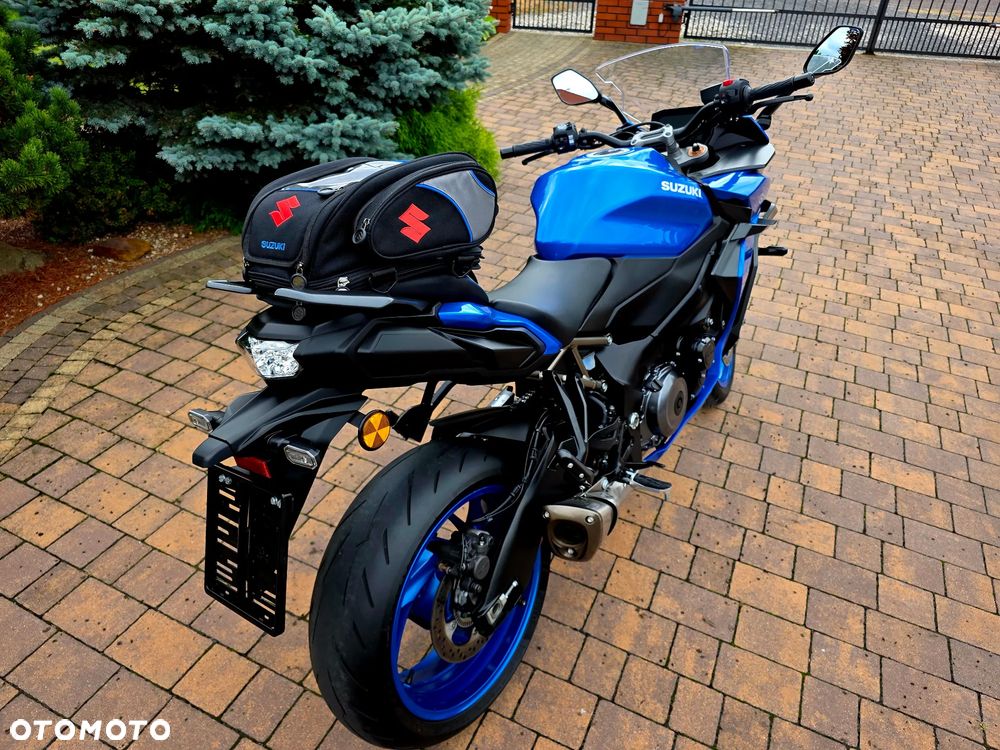 Suzuki GSX 1000 - 21