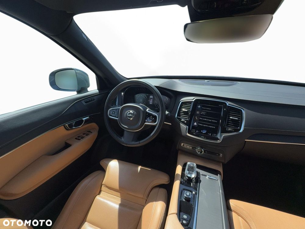 Volvo XC 90 - 16