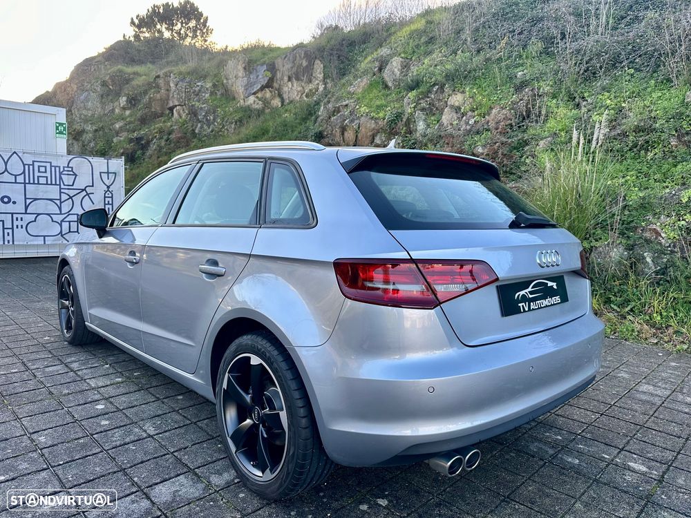 Audi A3 Sportback 2.0 TDI Attraction - 4