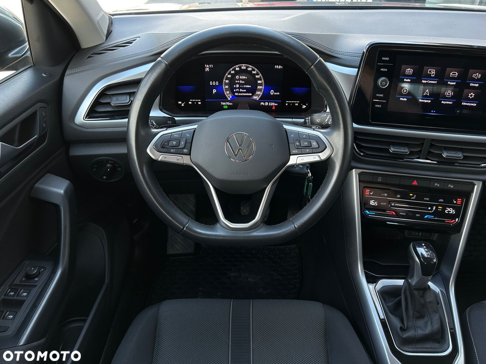 Volkswagen T-Roc 1.5 TSI Life DSG - 6