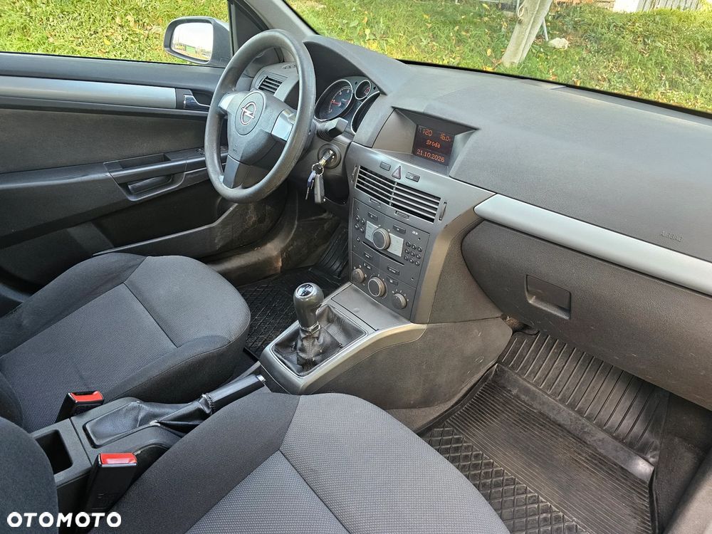 Opel Astra - 14