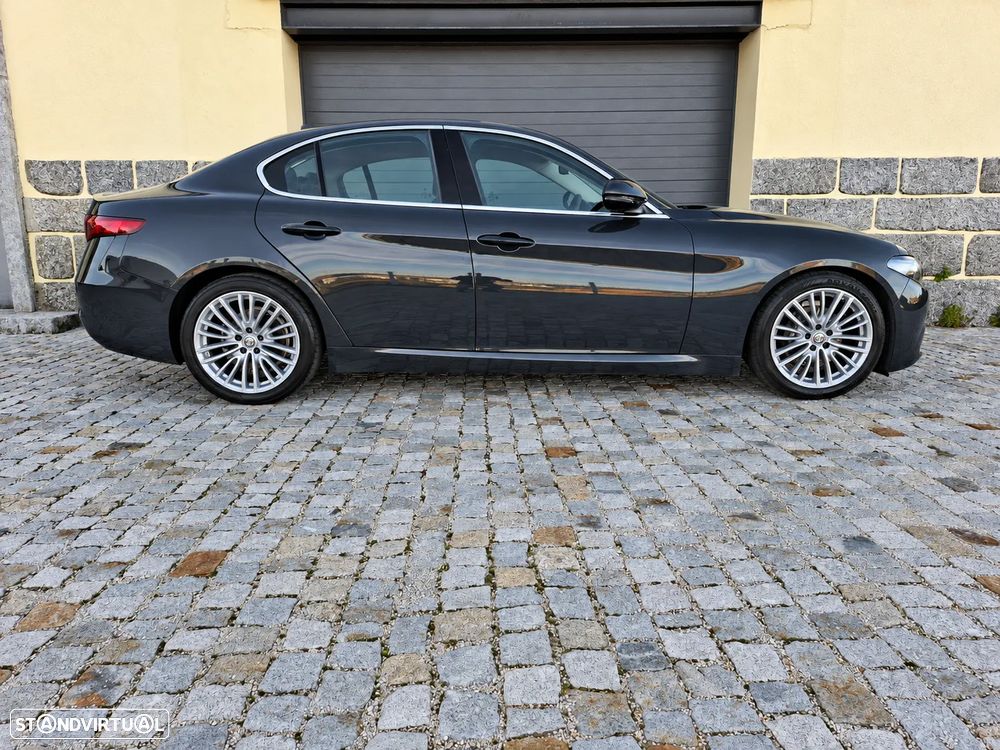 Alfa Romeo Giulia 2.2 D Super - 4
