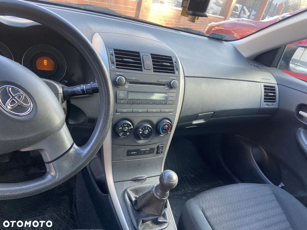 Toyota Corolla 1.6 VVT-i Terra Start - 7