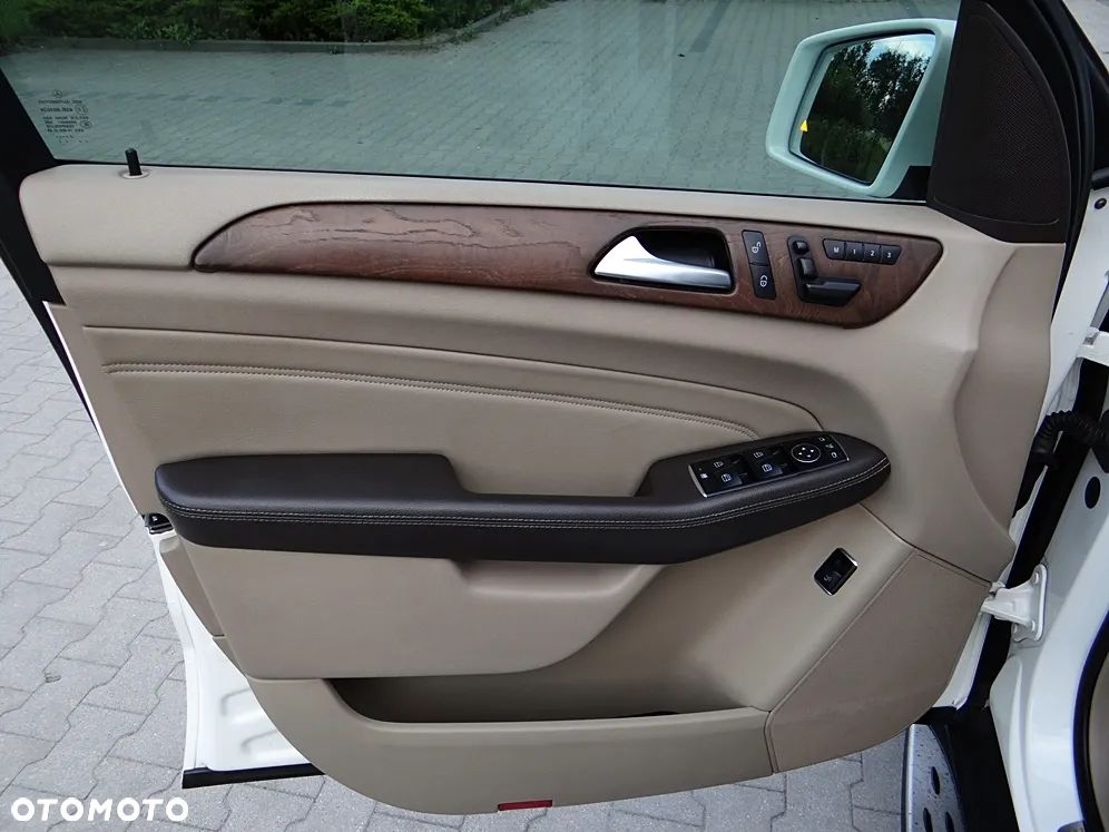 Mercedes-Benz ML 350 BlueTEC 4MATIC 7G-TRONIC - 22