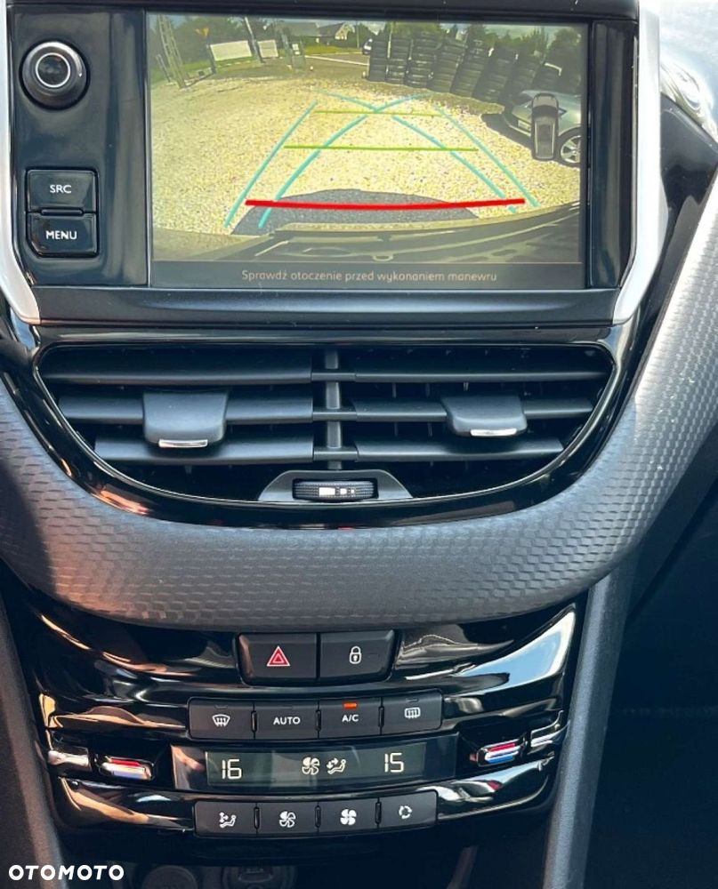 Peugeot 2008 PureTech 110 Stop&Start EAT6 Allure - 11