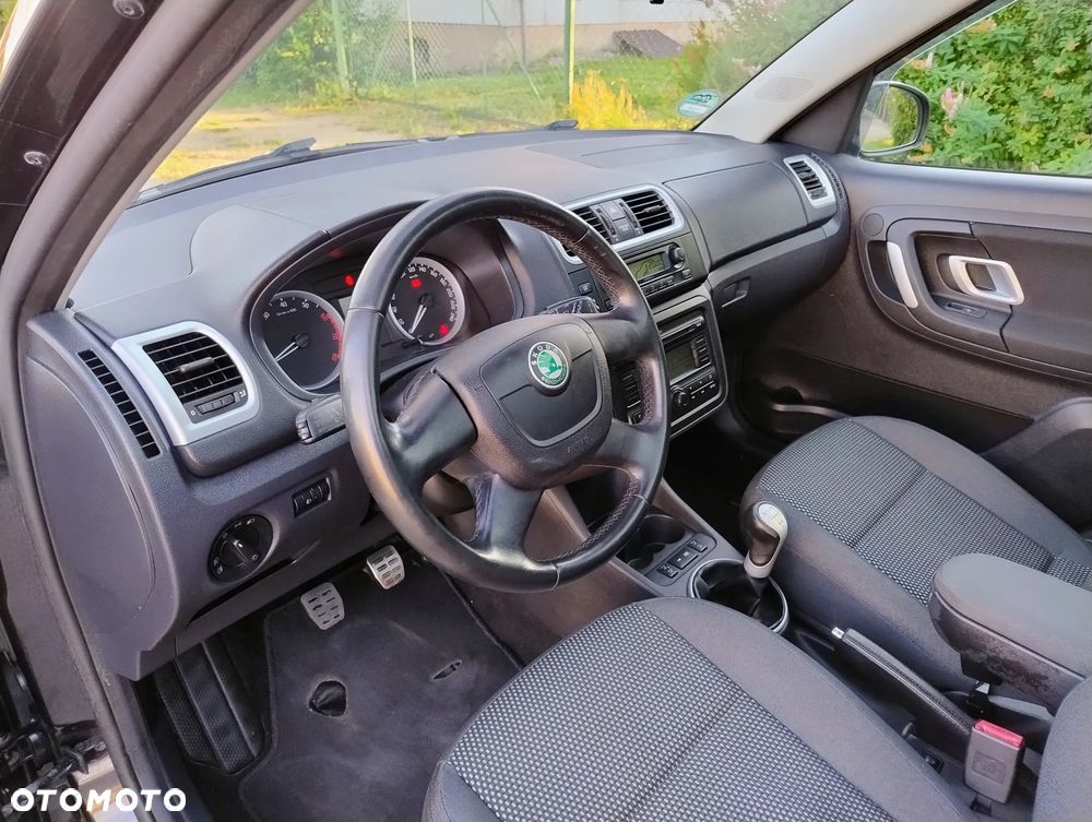 Skoda Roomster 1.6 16V Scout PLUS EDITION - 7