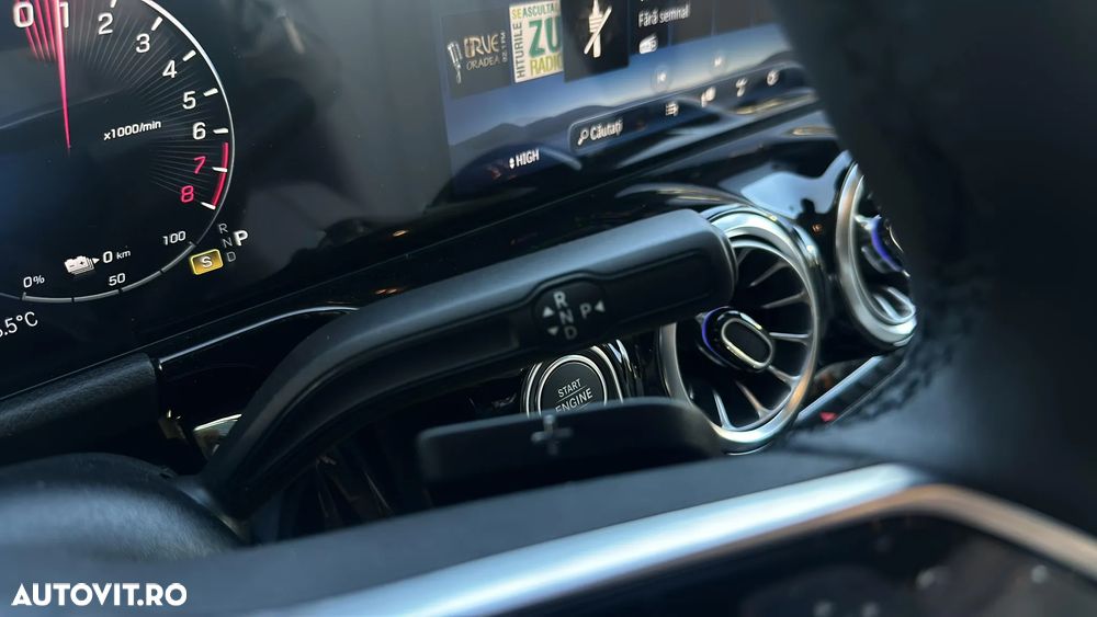 Mercedes-Benz GLA - 14