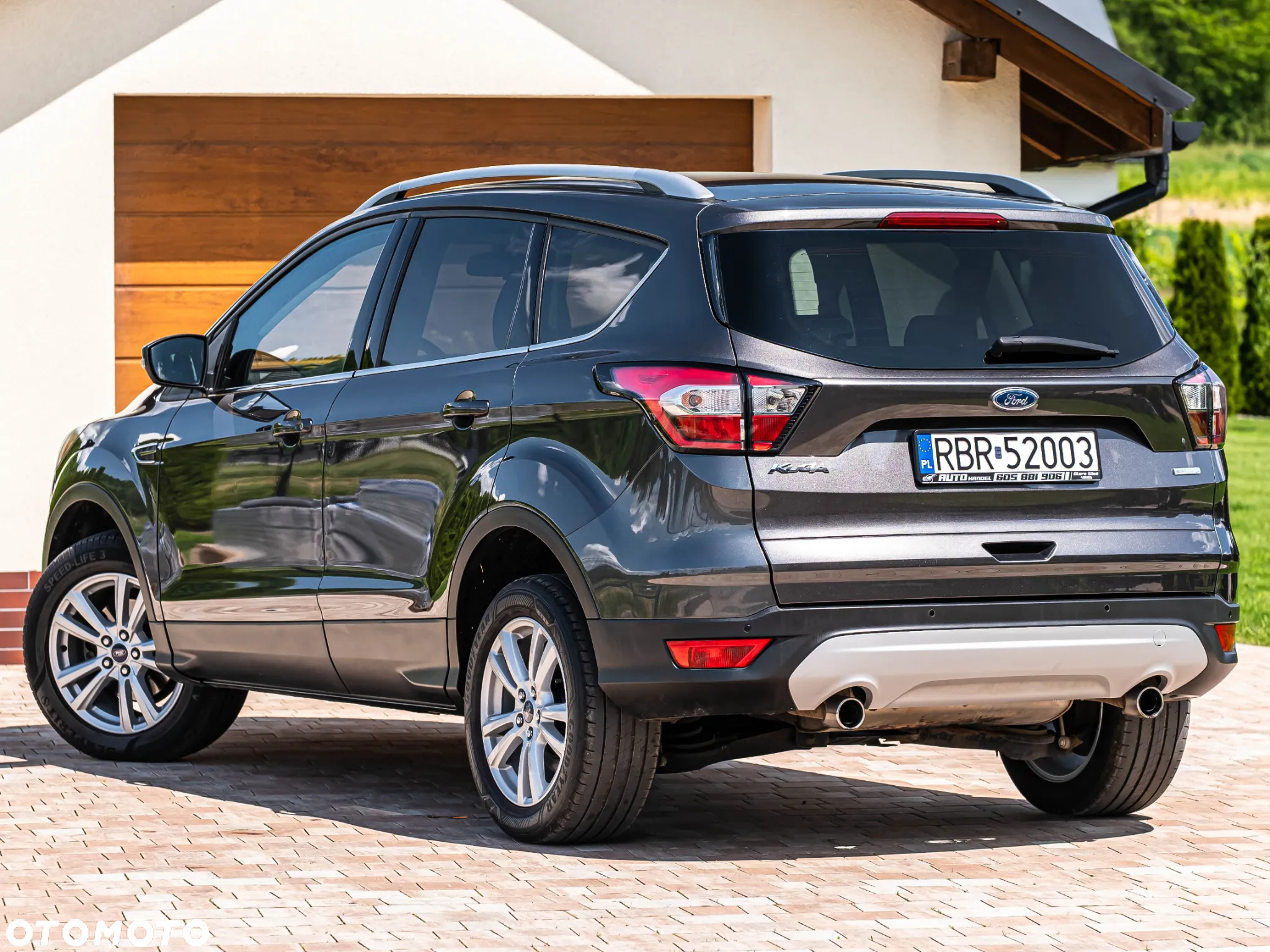 Ford Kuga 1.5 EcoBoost 2x4 SYNC - 4