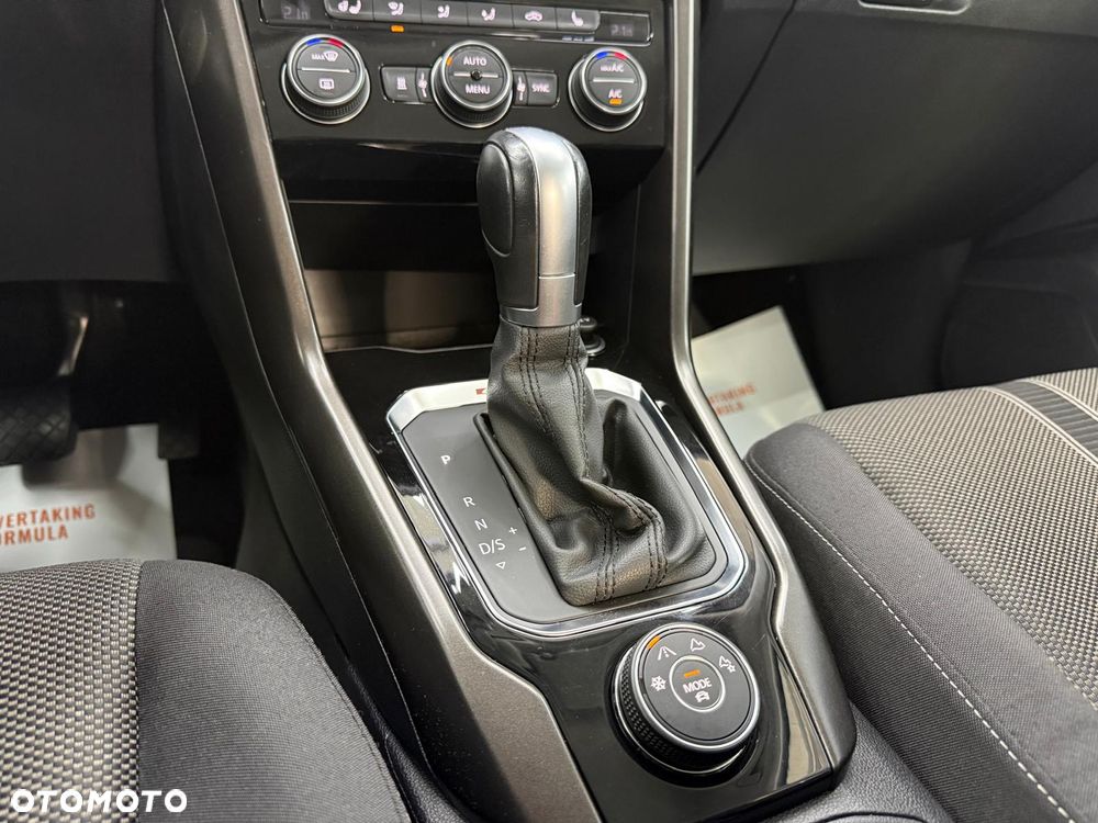 Volkswagen T-Roc 2.0 TDI SCR 4MOTION DSG Sport - 21