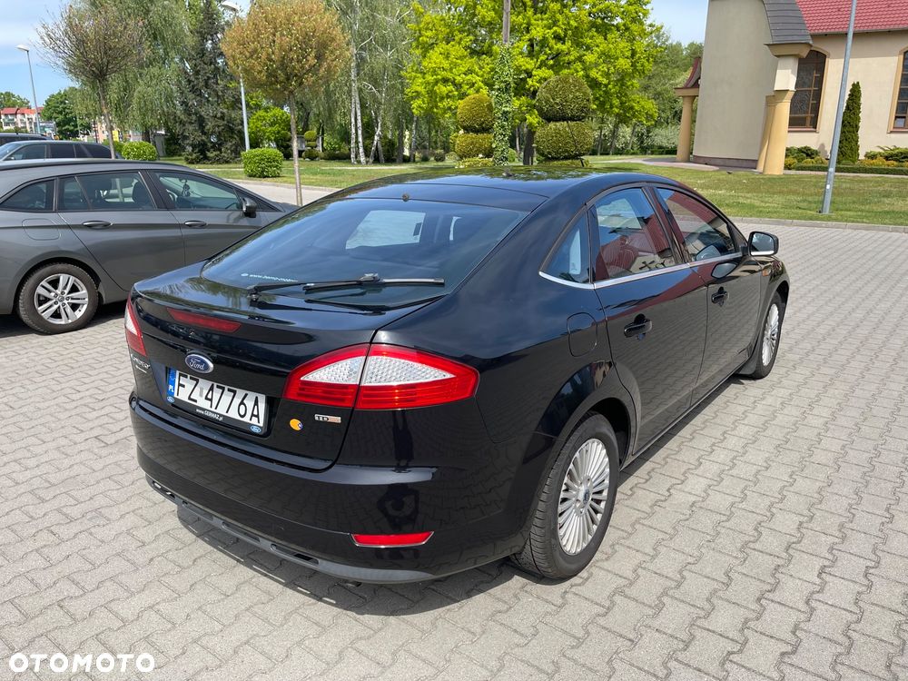 Ford Mondeo 2.2 TDCi Titanium - 8
