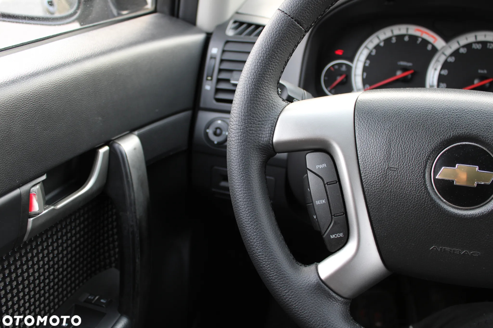Chevrolet Captiva 2.4 2WD 5 Sitzer LS - 24
