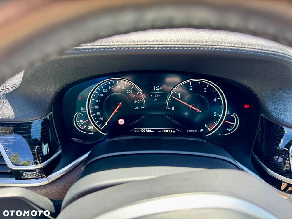 BMW Seria 7 730d xDrive - 13