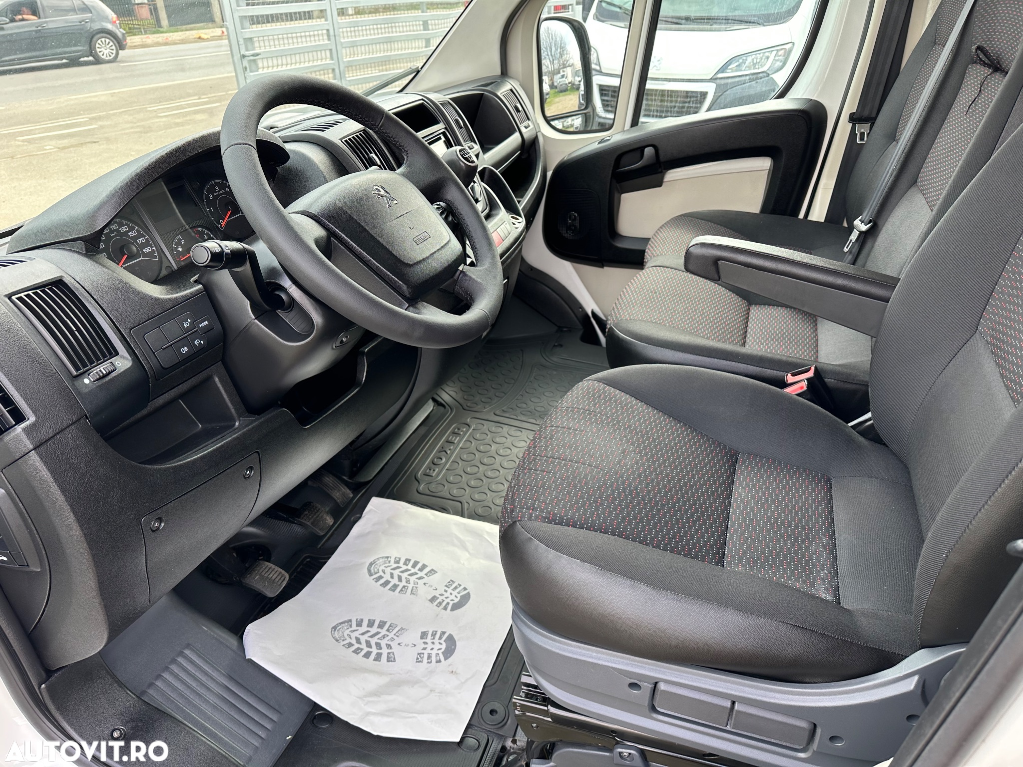Peugeot Boxer - 12