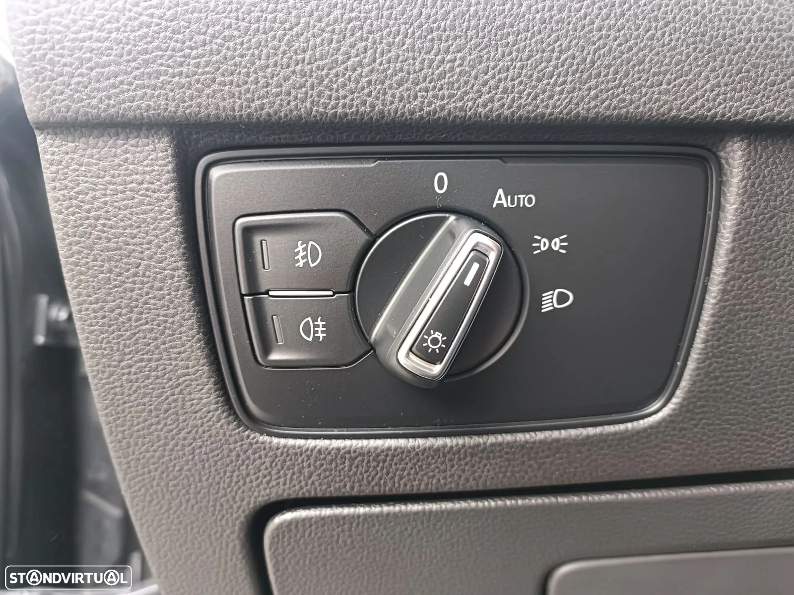 VW Passat 2.0 TDI Confortline - 14