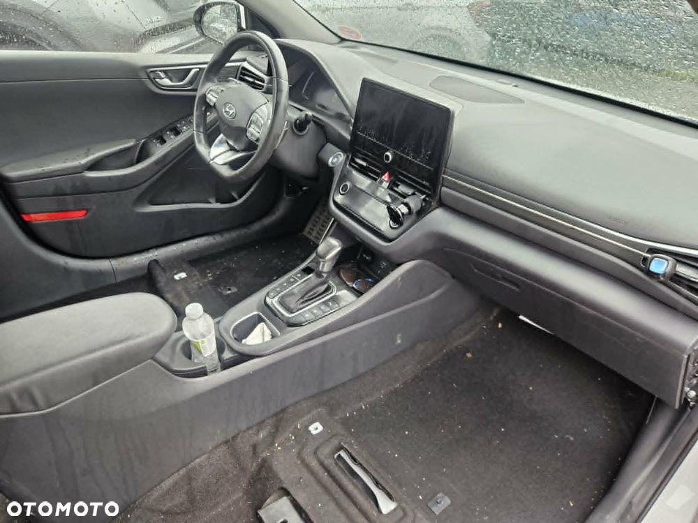 Hyundai IONIQ 1.6 GDI Premium - 5