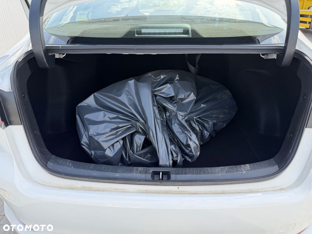 Toyota Corolla 1.8 Hybrid Comfort - 30