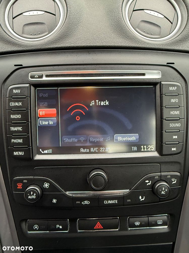 Ford Mondeo 1.6 Eco Boost Titanium - 24