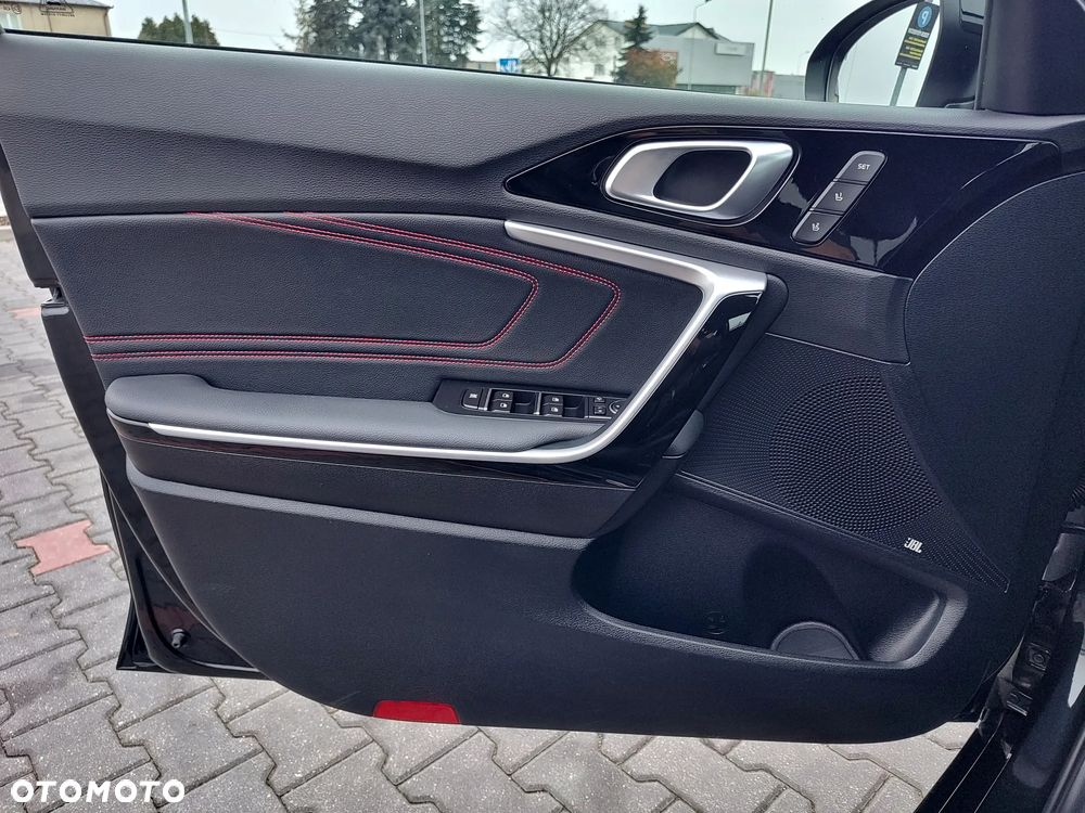 Kia ProCeed 1.6 T-GDI GT DCT - 28