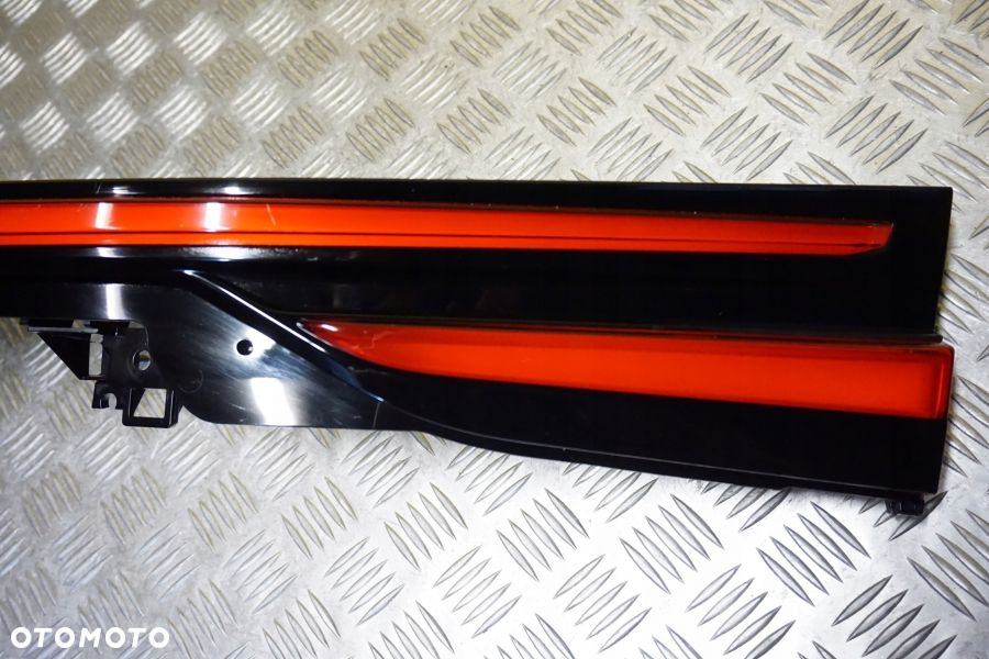 LEXUS NX II 2022 2023 - Blenda Klapy Tył Lampa LED USA - 4