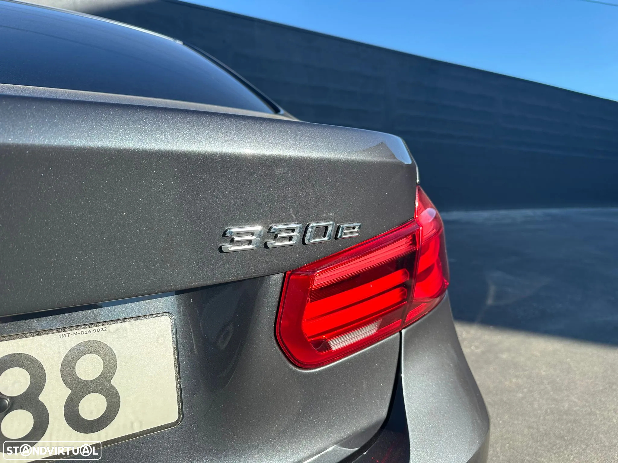 BMW 330 e iPerformance Pack M Shadow - 10