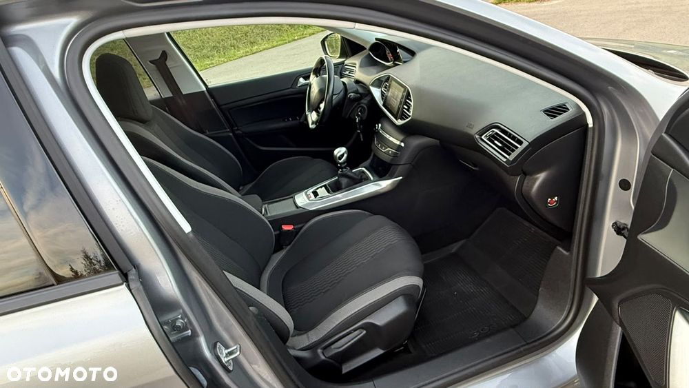 Peugeot 308 - 12