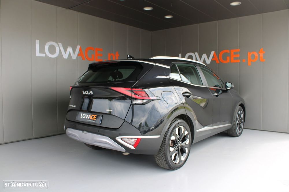Kia Sportage 1.6 T-GDI AWD Base - 4