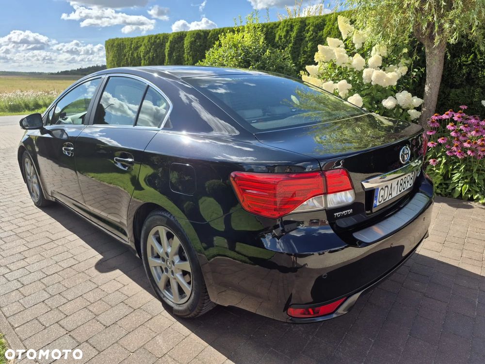 Toyota Avensis 2.2 D-4D Prestige - 5
