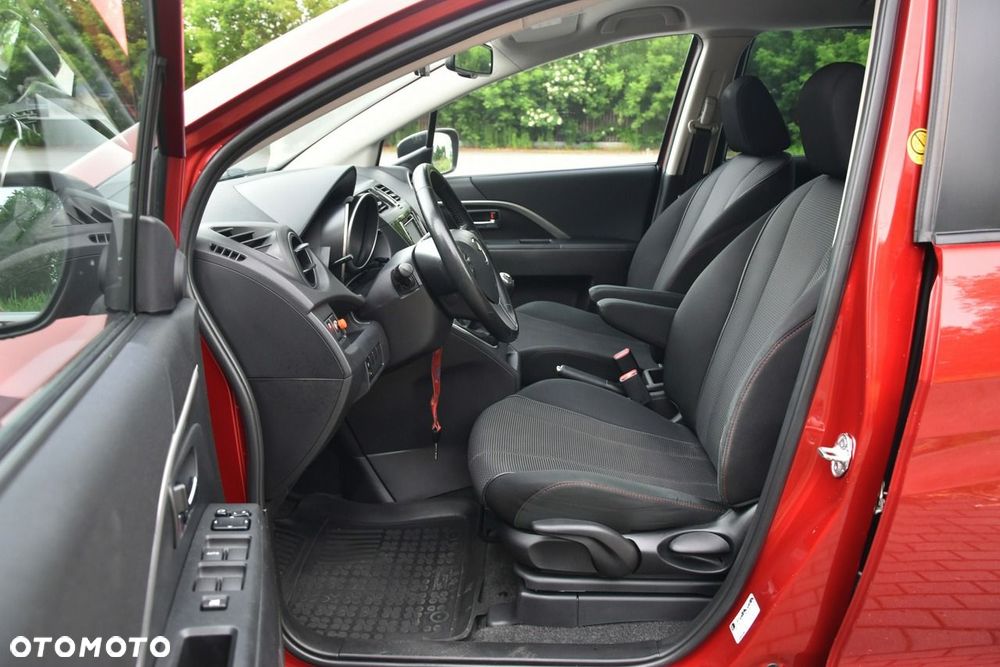 Mazda 5 - 16