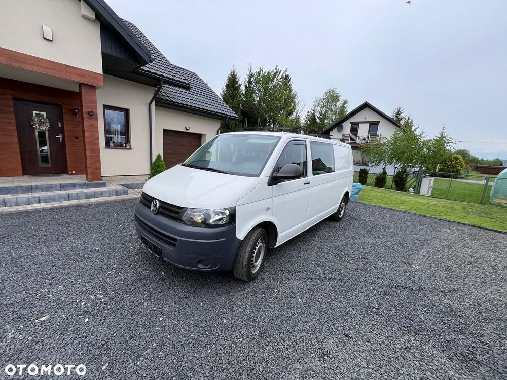 Volkswagen Transporter - 1