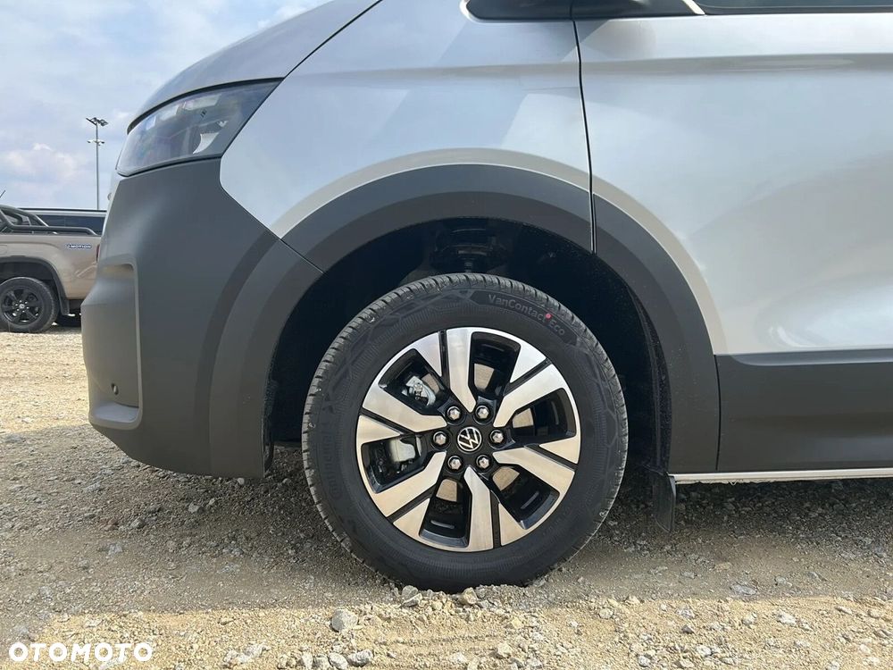 Volkswagen Caravelle - 35