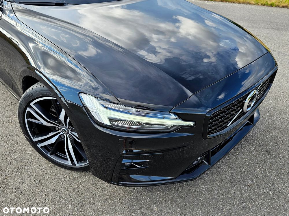 Volvo V60 B4 D R-Design - 4