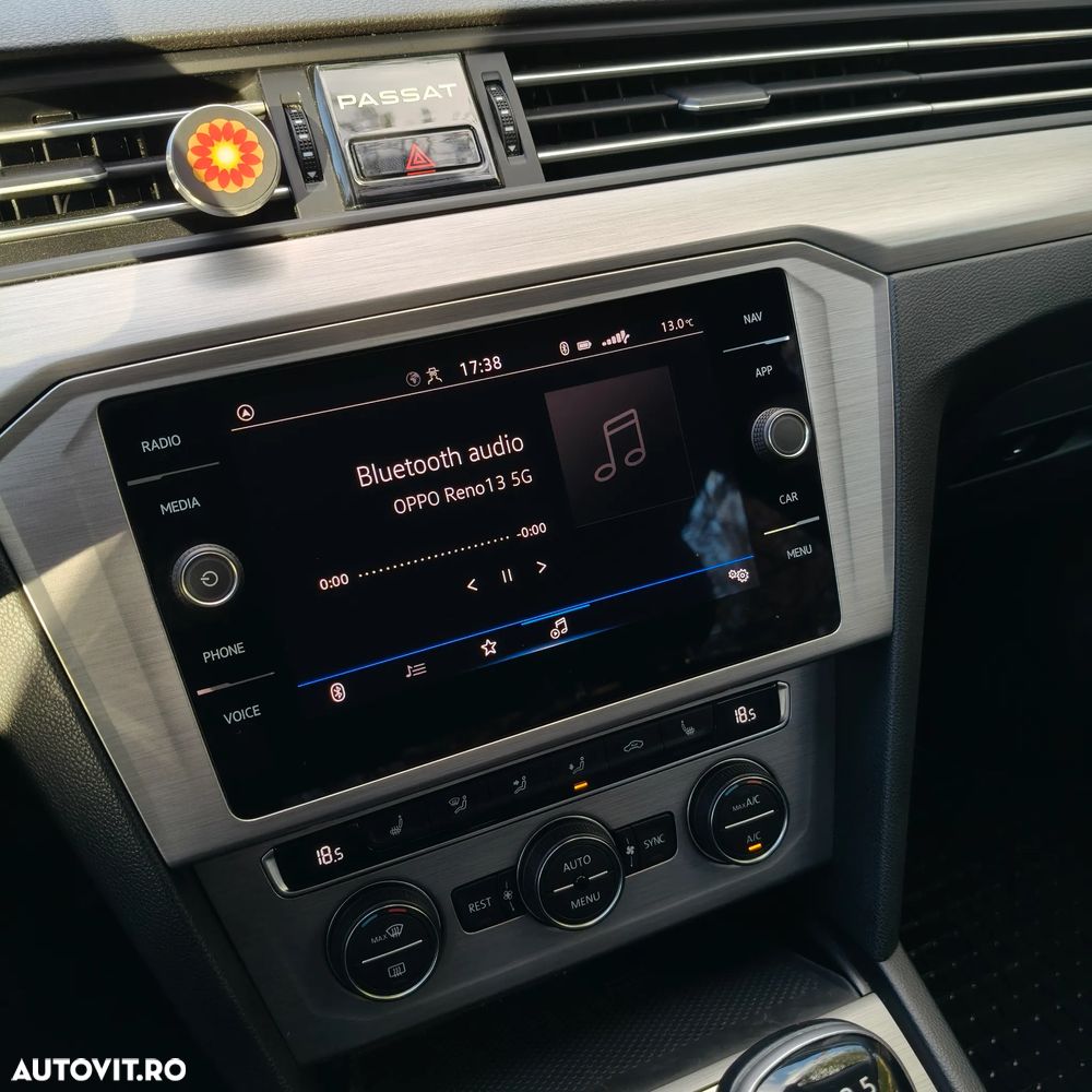 Volkswagen Passat 2.0 TDI Comfortline - 9