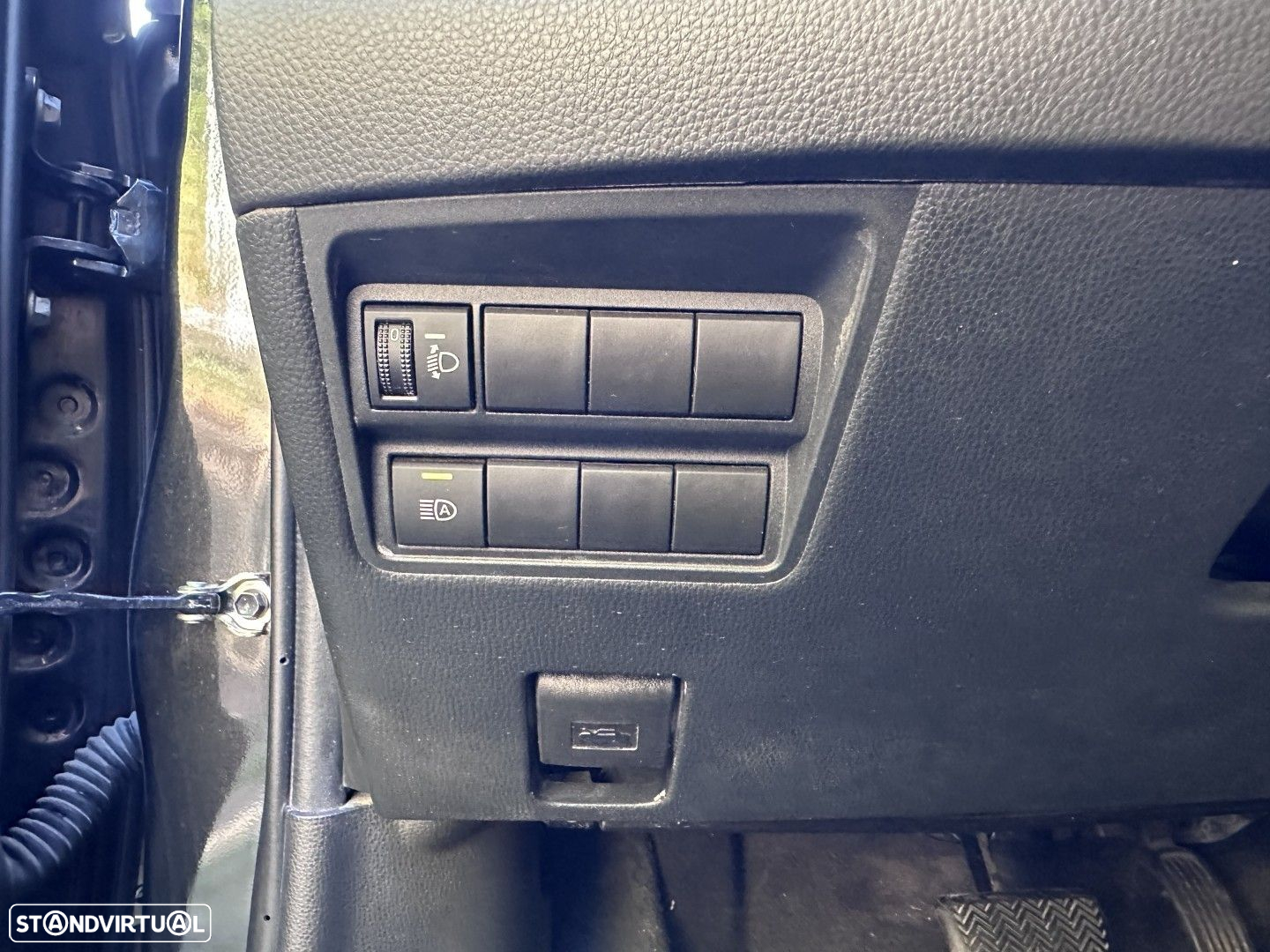 Toyota Yaris 1.5 HDF GR Sport - 36