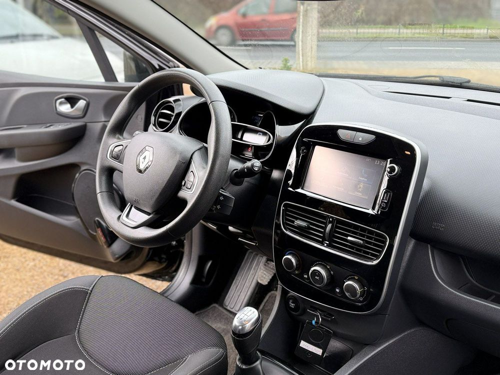 Renault Clio - 19