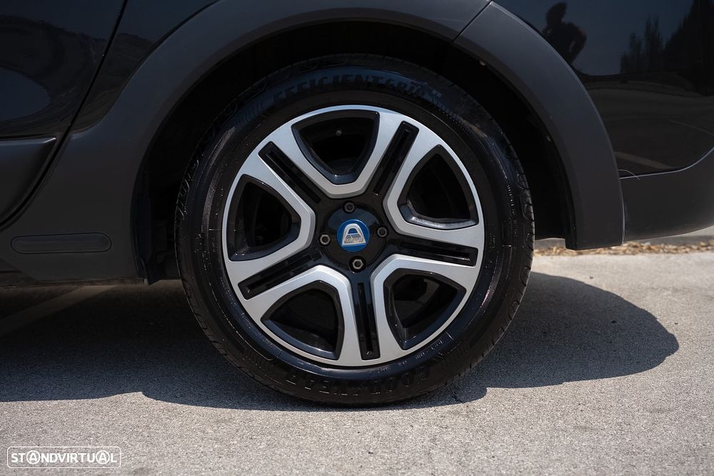 Dacia Lodgy 1.5 Blue dCi Stepway 7L - 17