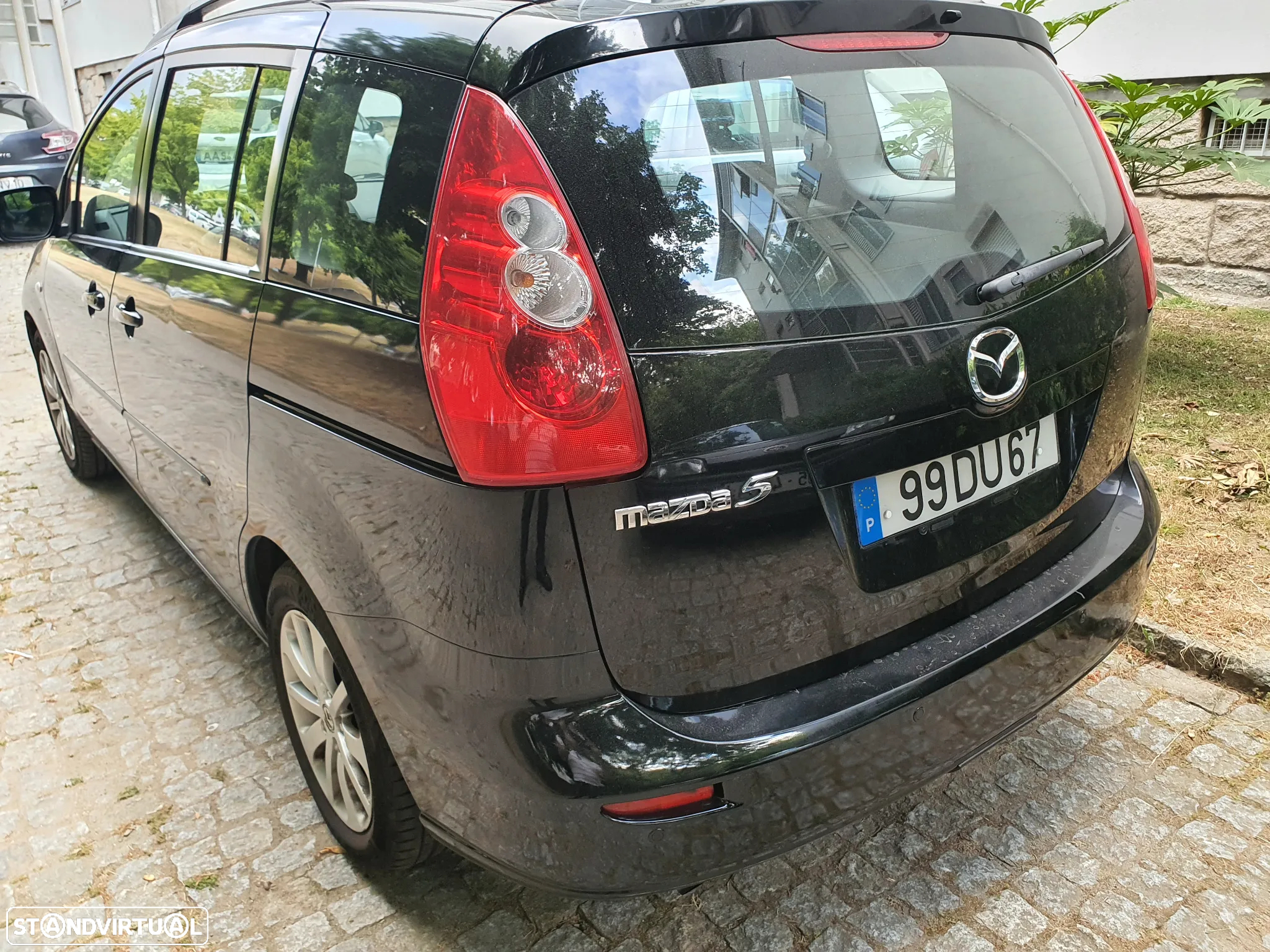 Mazda 5 - 6