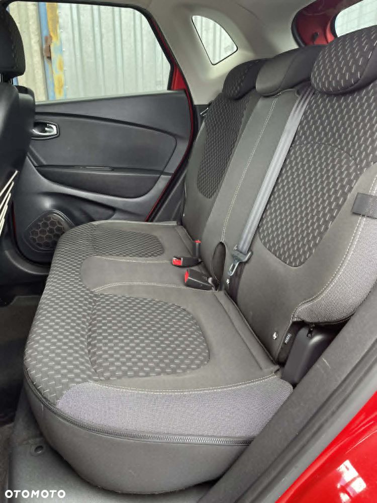 Renault Captur ENERGY TCe 120 EDC Luxe - 17